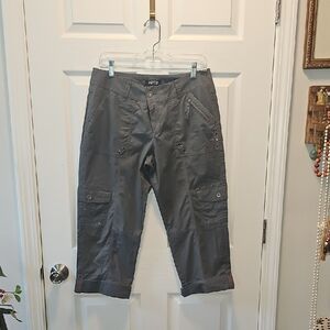 APT. 9 Women's Gray Crop Cargo Pants